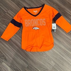NWT Denver Broncos shirt 🏈🧡💙